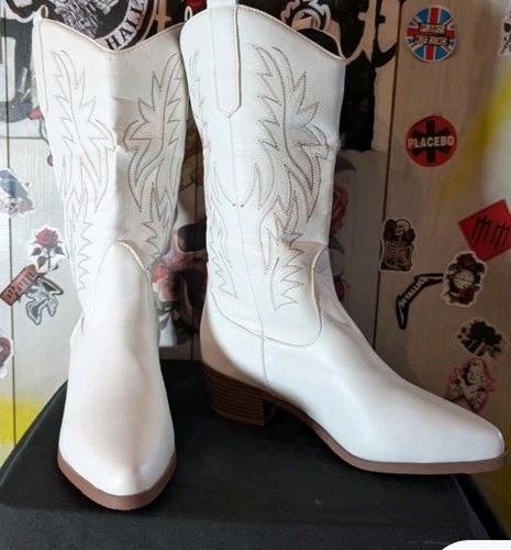 white Womens Cowboy Boots with black stitching detail